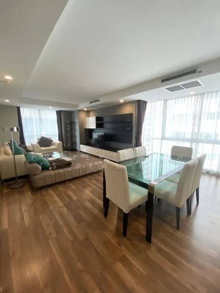 2 Bedroom condo in The Rajdamri