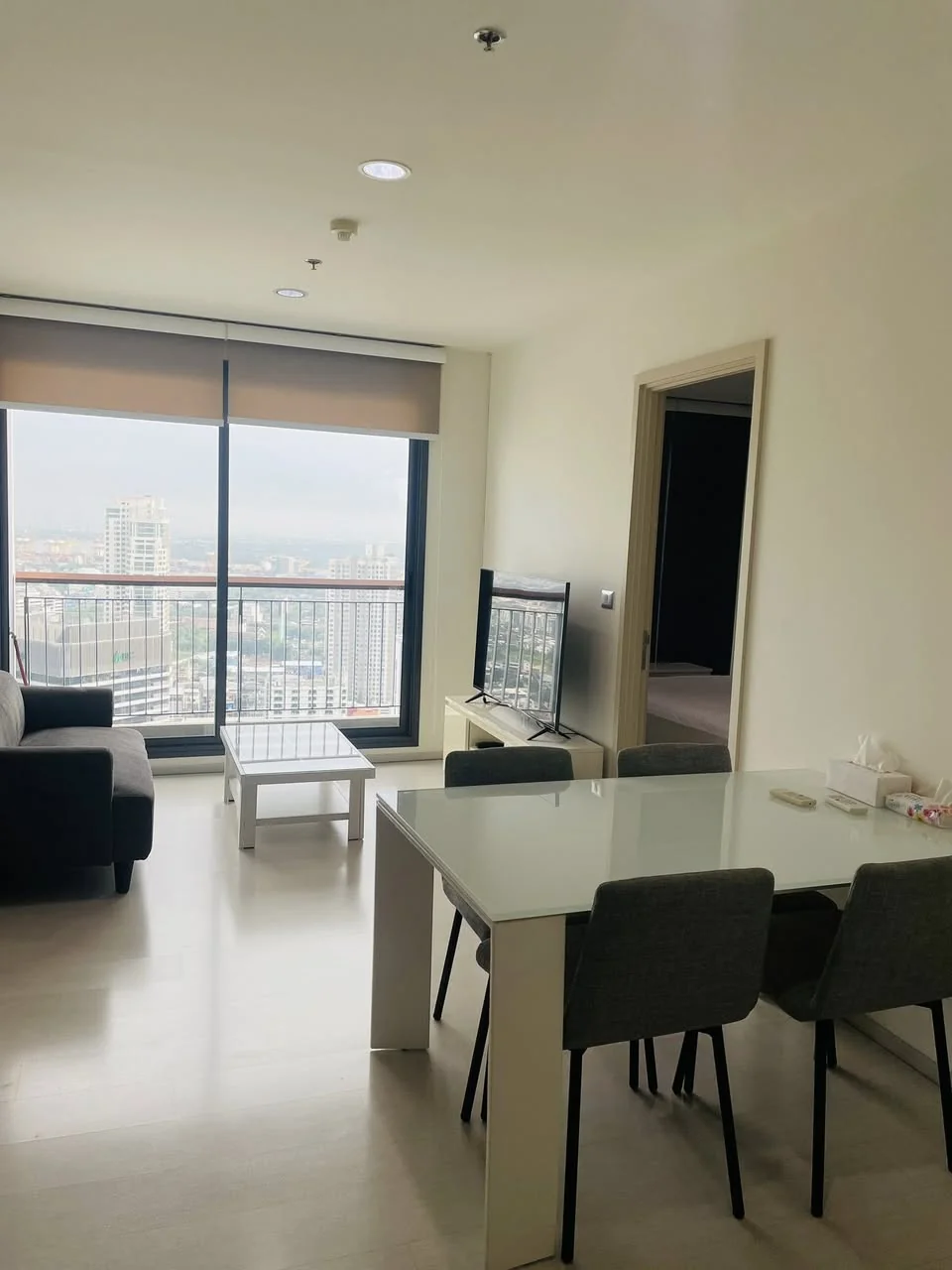 2 Bedroom condo in Rhythm Sukhumvit 42
