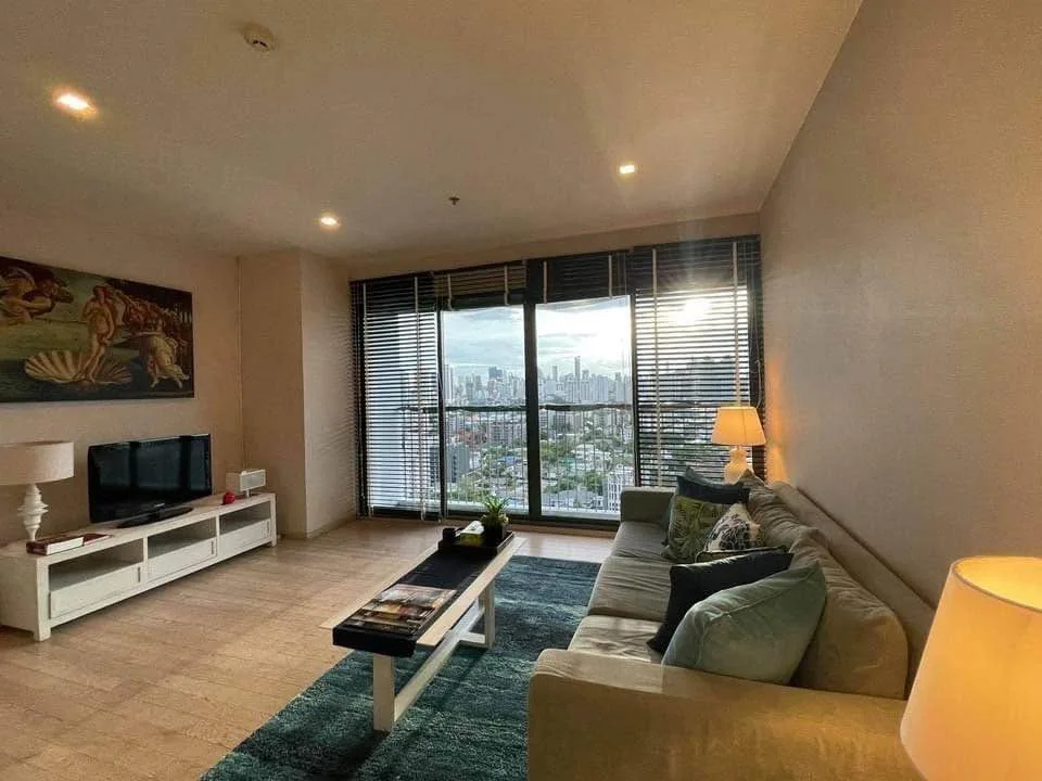 1 Bedroom condo in Noble Solo