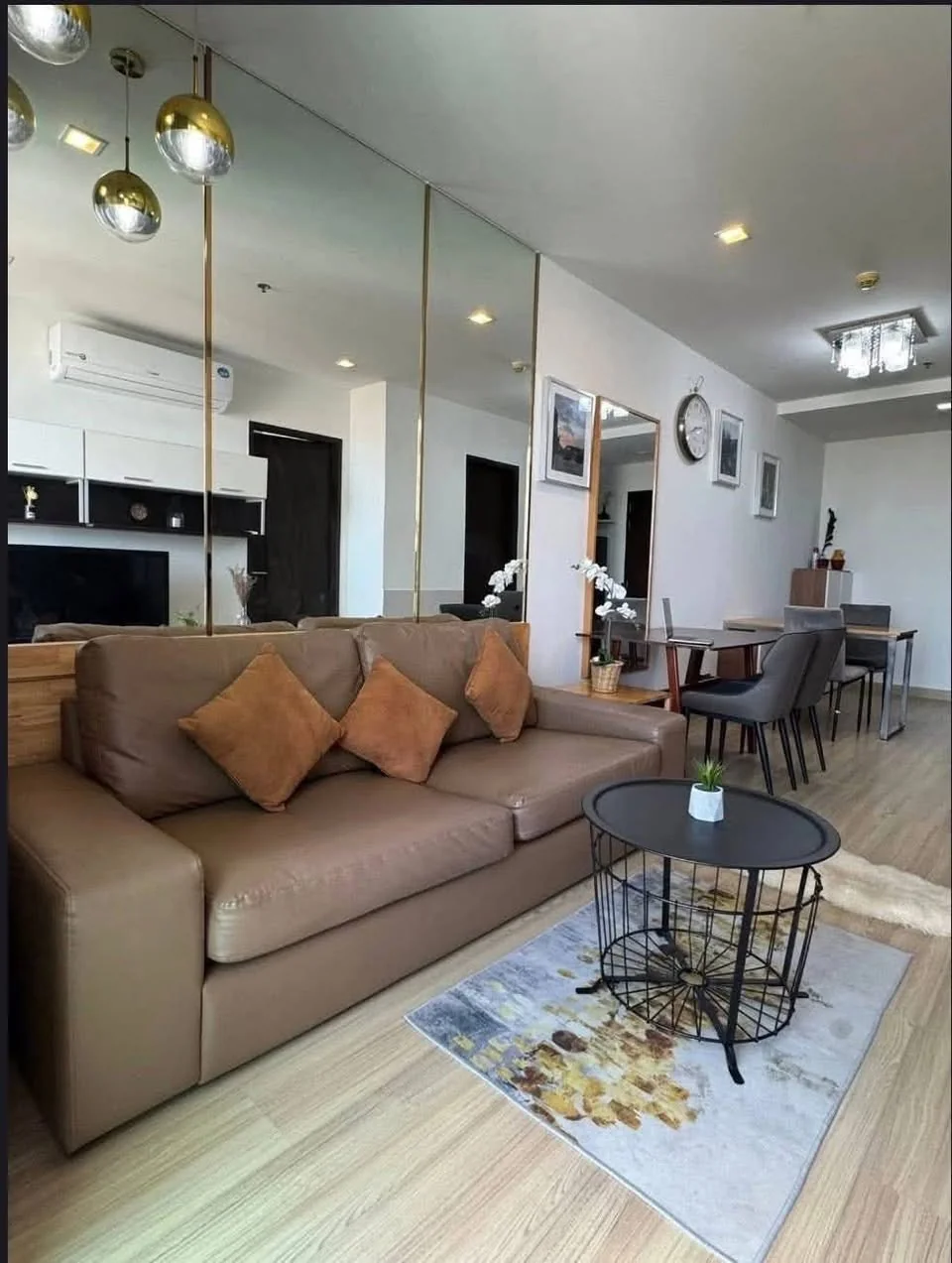 1 Bedroom condo in Sky Walk Residences