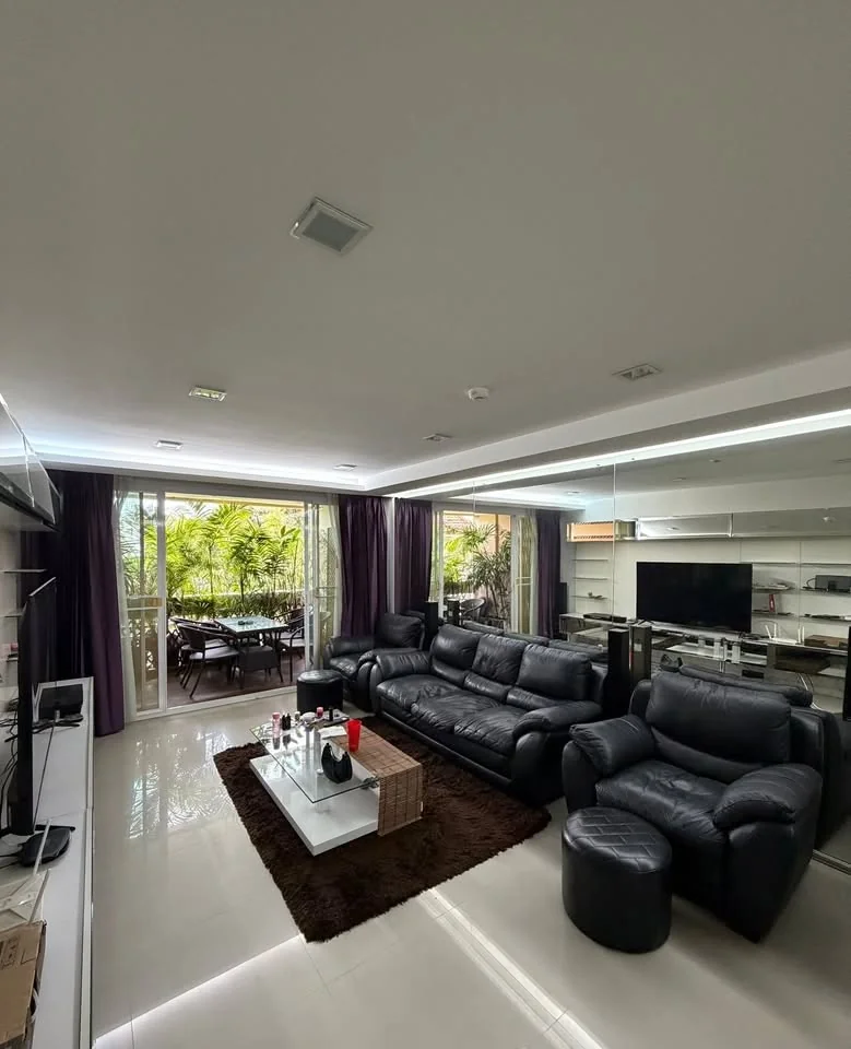 2 Bedroom condo in Fragrant 71