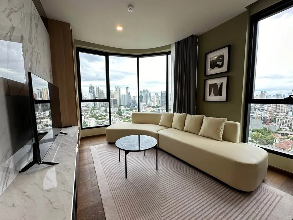 2 Bedroom condo in IDEO Q Sukhumvit 36