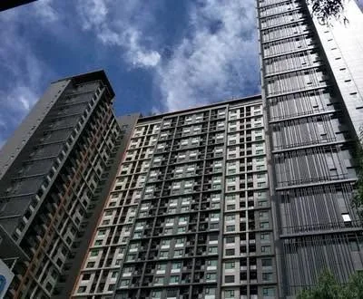 2 Bedroom condo in Life Asoke