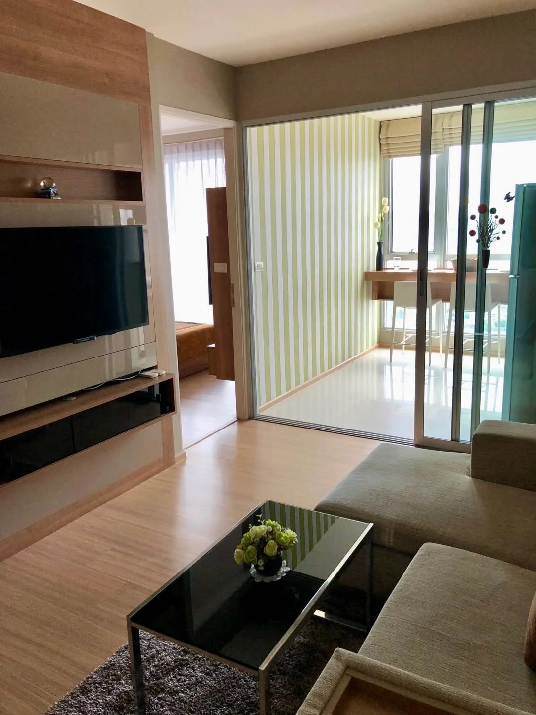 1 Bedroom condo in Rhythm Sukhumvit 50