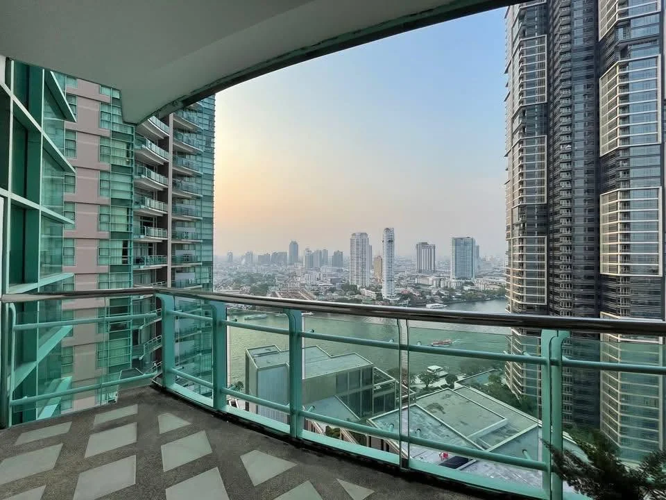 2 Bedroom condo in Chatrium Residence Riverside