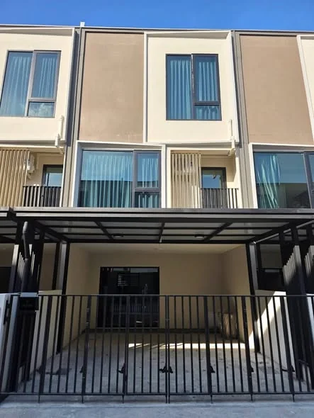 2 Bedroom condo in Altitude Kraf Bangna