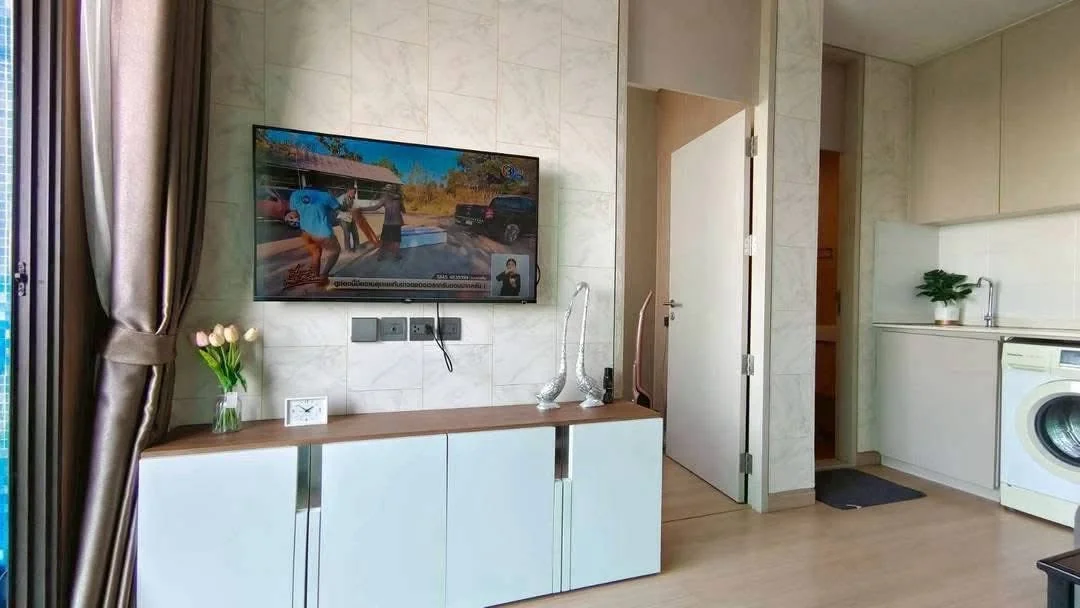 2 Bedroom condo in Lumpini Suite Phetchaburi-Makkasan