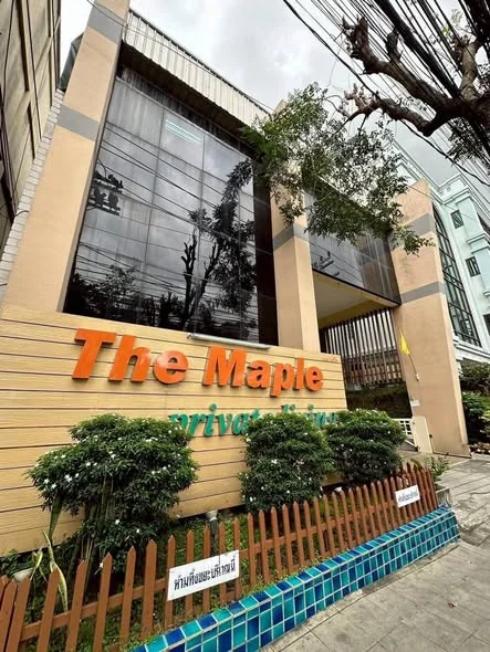 2 Bedroom condo in The Maple Sathon-Narathiwat