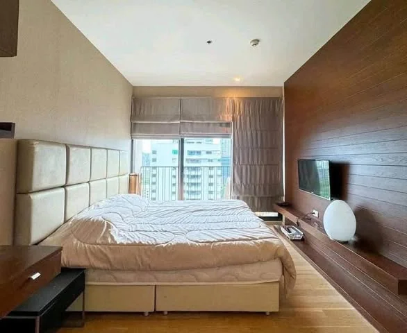 1 Bedroom condo in Noble Refine