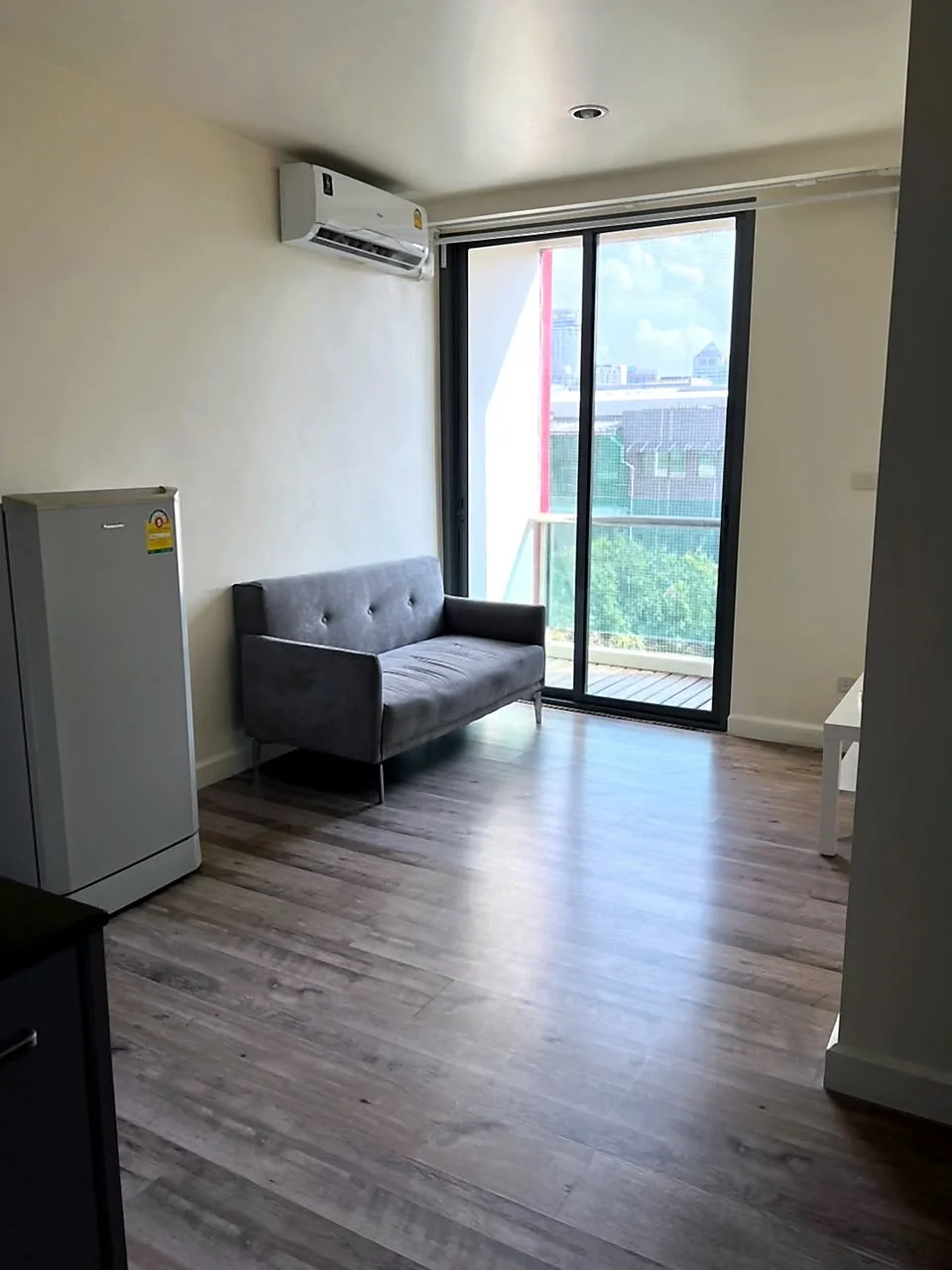 1 Bedroom condo in Click Condo Sukhumvit 65