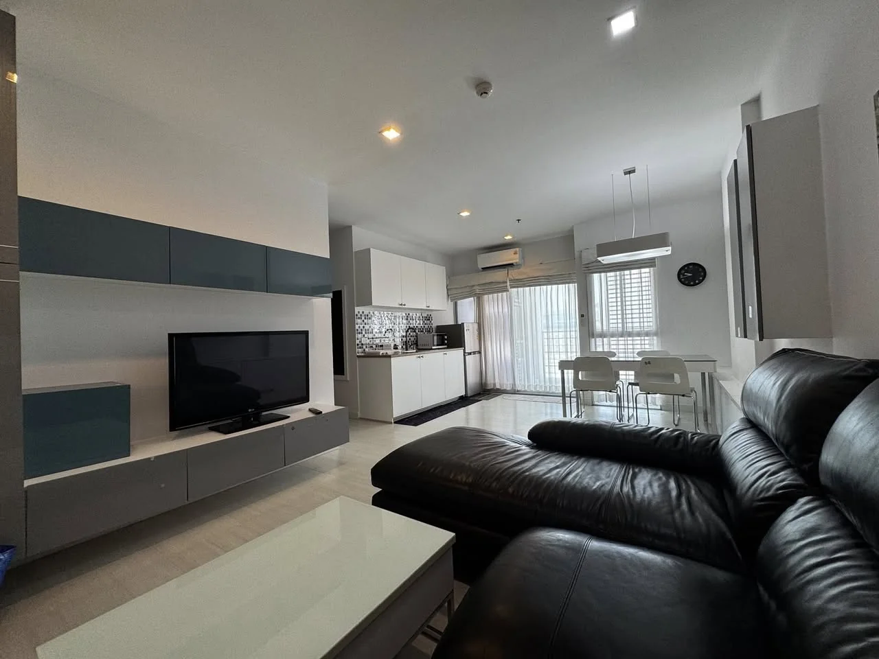 2 Bedroom condo in The Room Ratchada-Ladprao
