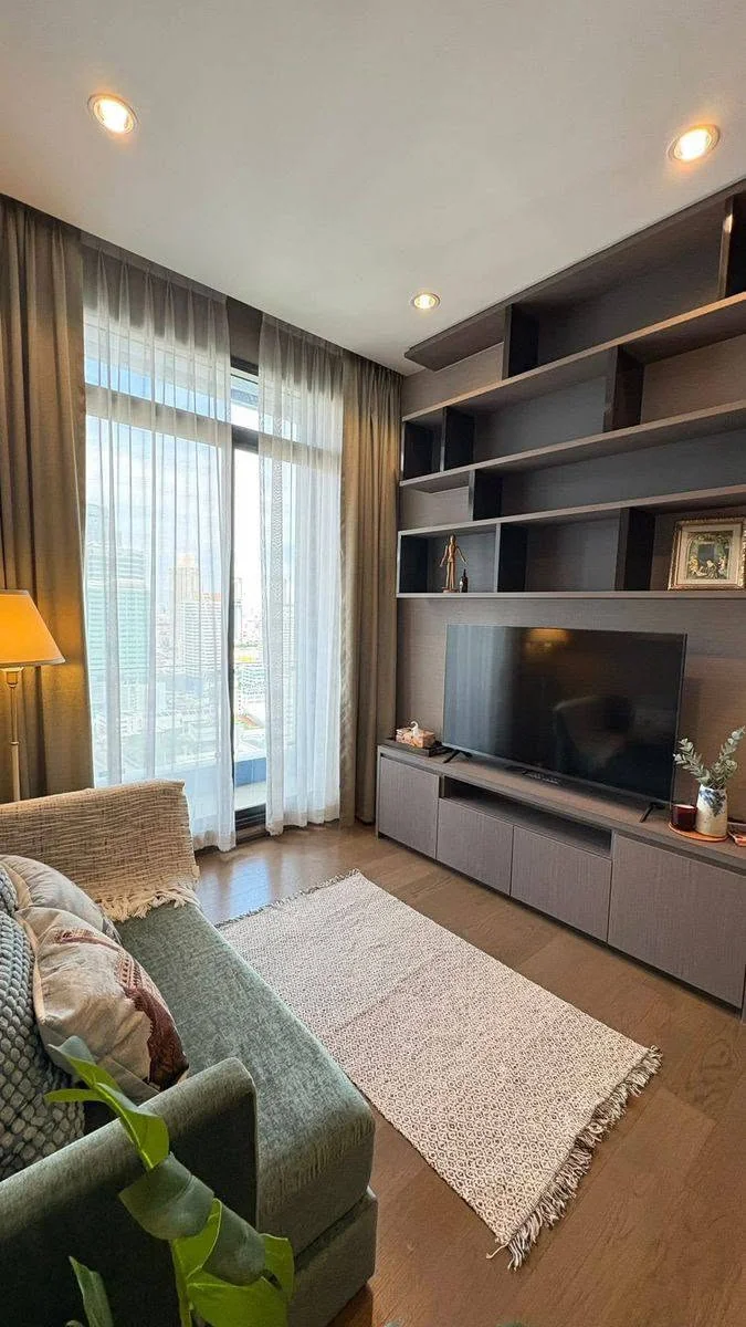 2 Bedroom condo in The Diplomat Sathorn