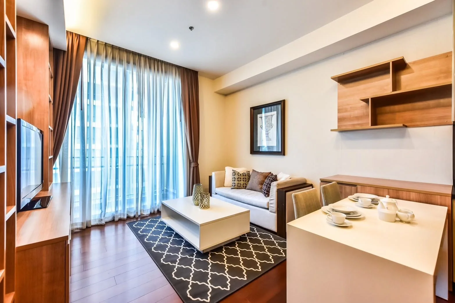 1 Bedroom condo in Quattro by Sansiri