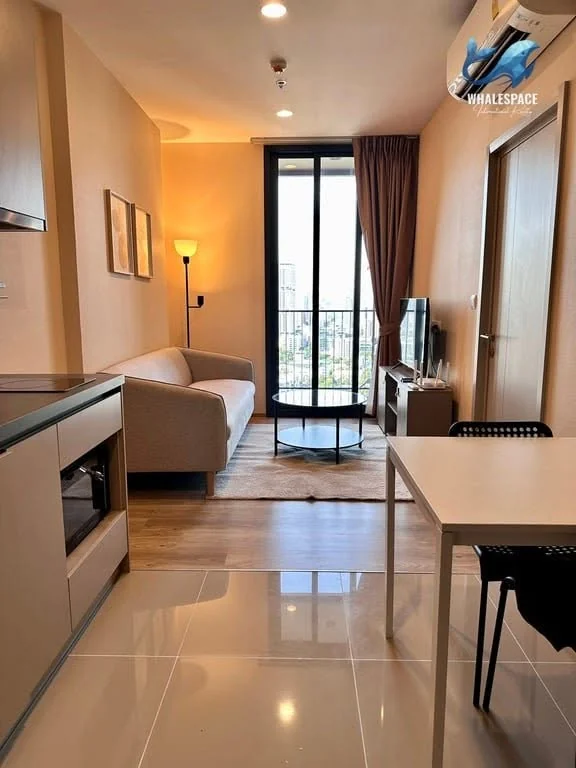 1 Bedroom condo in Oka Haus Sukhumvit 36