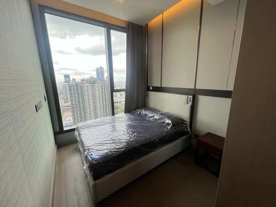 2 Bedroom condo in The Esse at Singha Complex