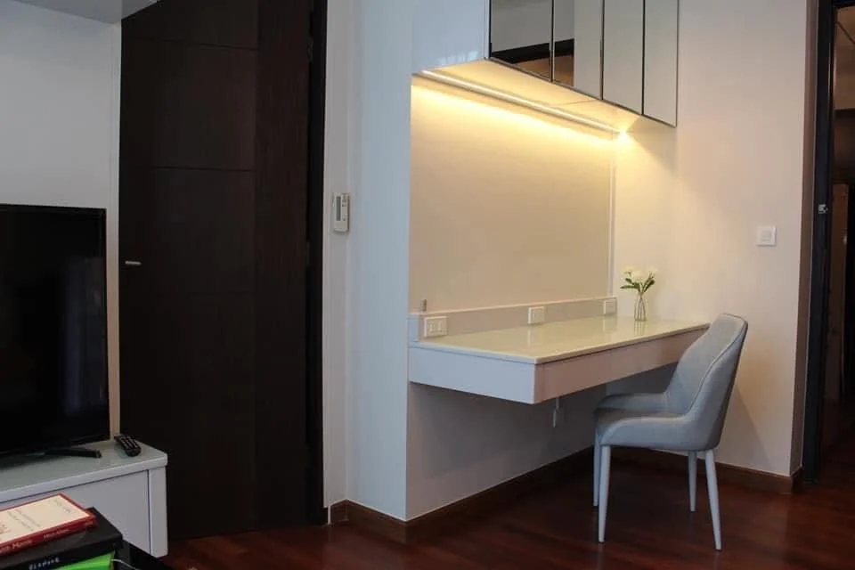1 Bedroom condo in Wish Signature Midtown Siam