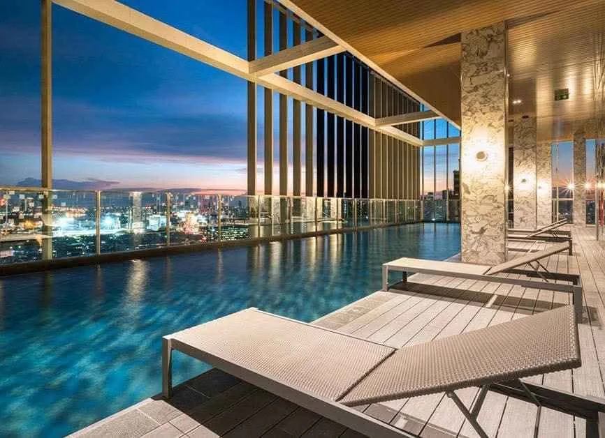 2 Bedroom condo in Park Origin Phrom Phong (Park 24)