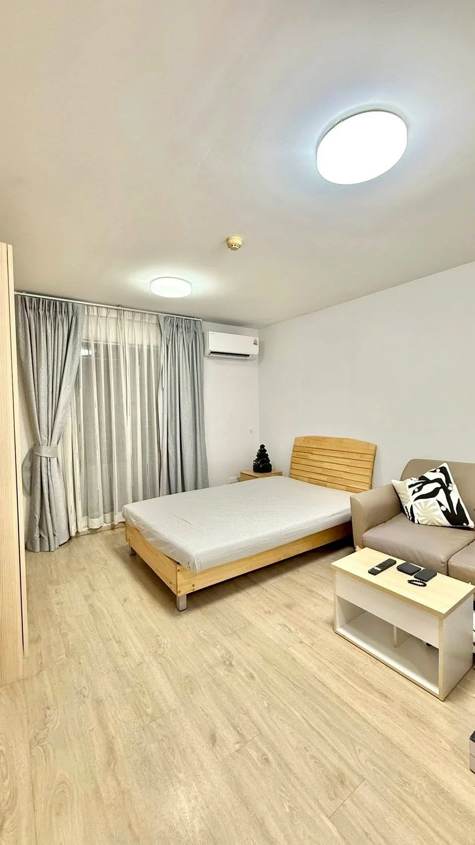 Studio condo in Elio Del Ray