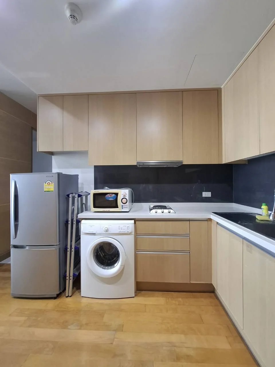 1 Bedroom condo in Villa Ratchatewi