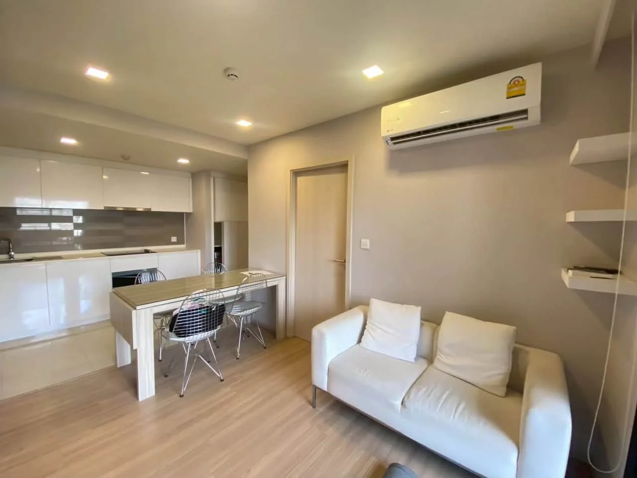 2 Bedroom condo in Maestro 03 Ratchada-Rama 9