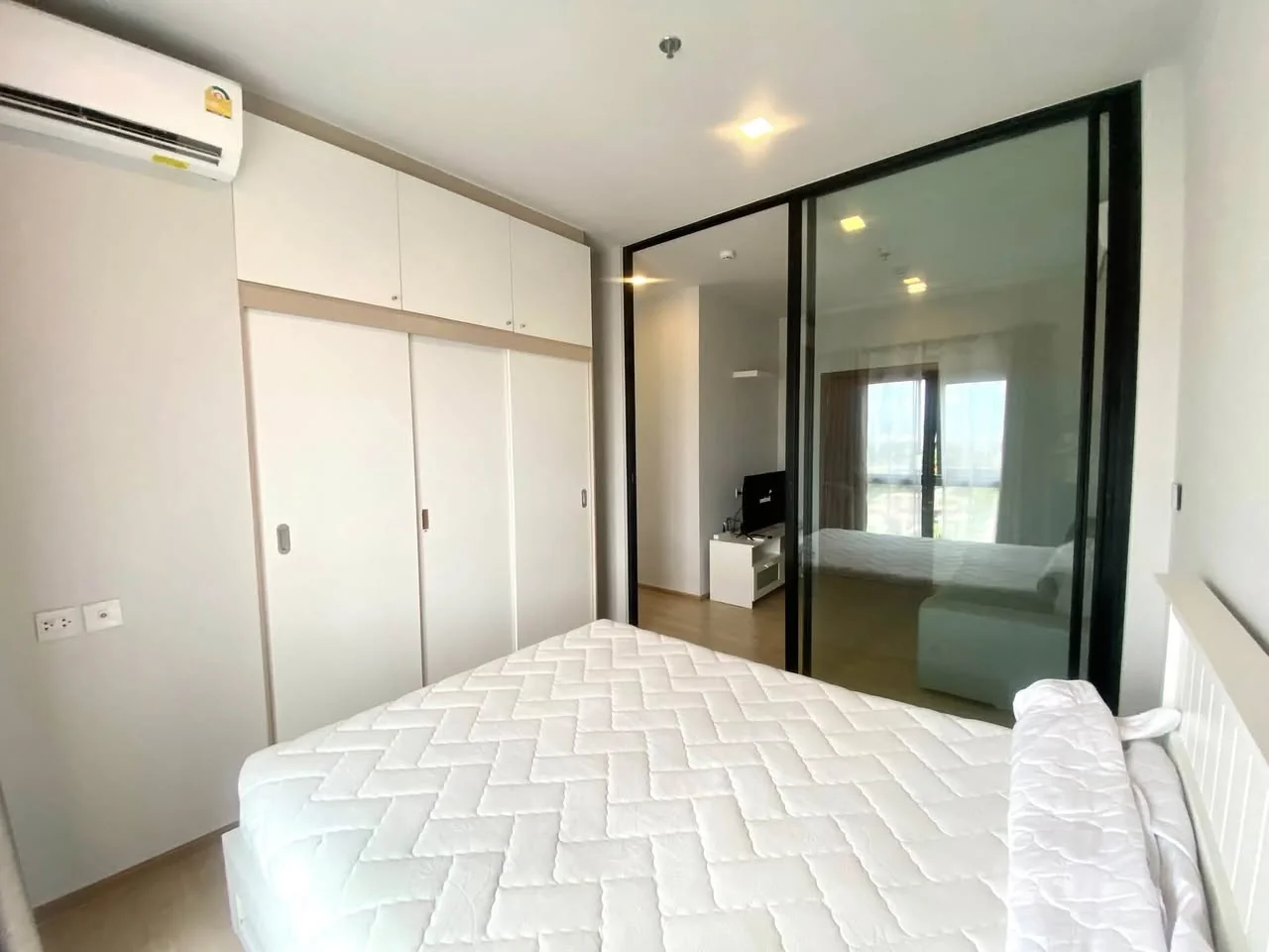 1 Bedroom condo in Metris Pattanakarn-Ekkamai