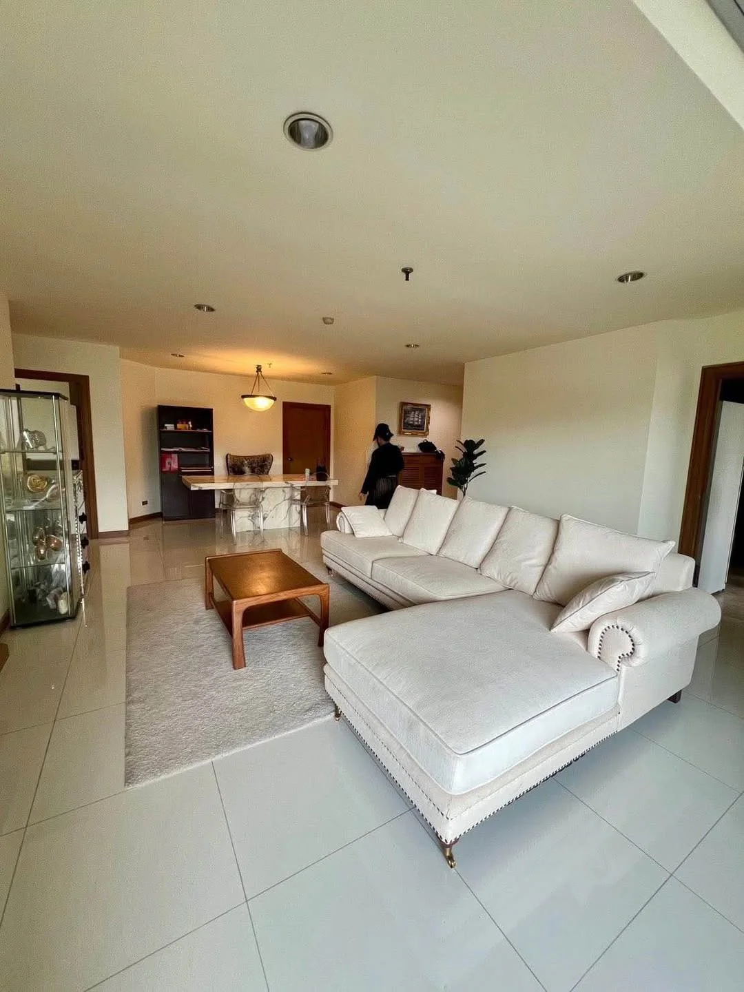 3 Bedroom condo in Fifty Fifth Tower