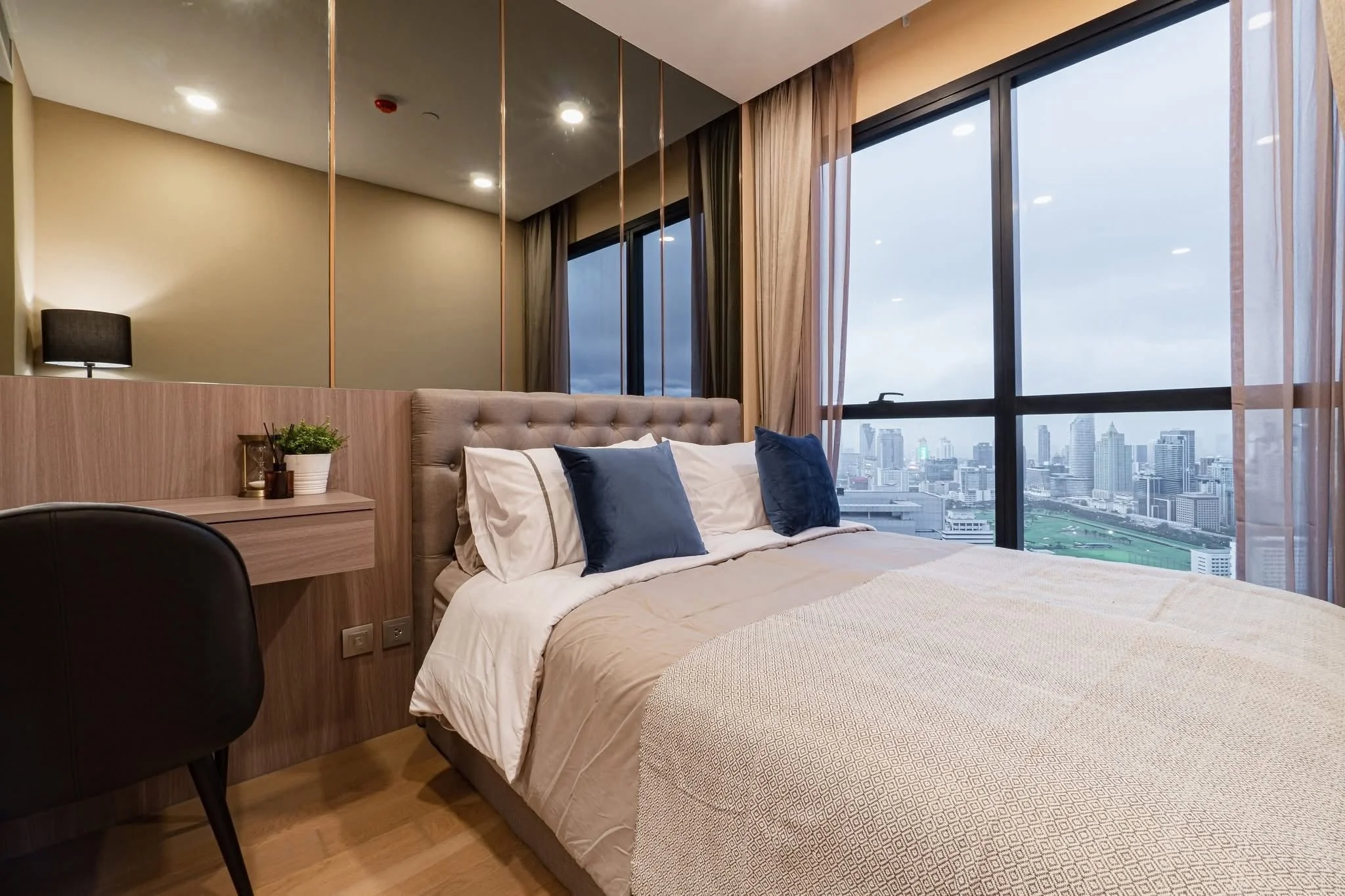 2 Bedroom condo in ASHTON Chula-Silom