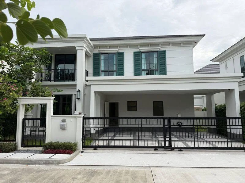 4 Bedroom condo in Setthasiri Bangna Km.10