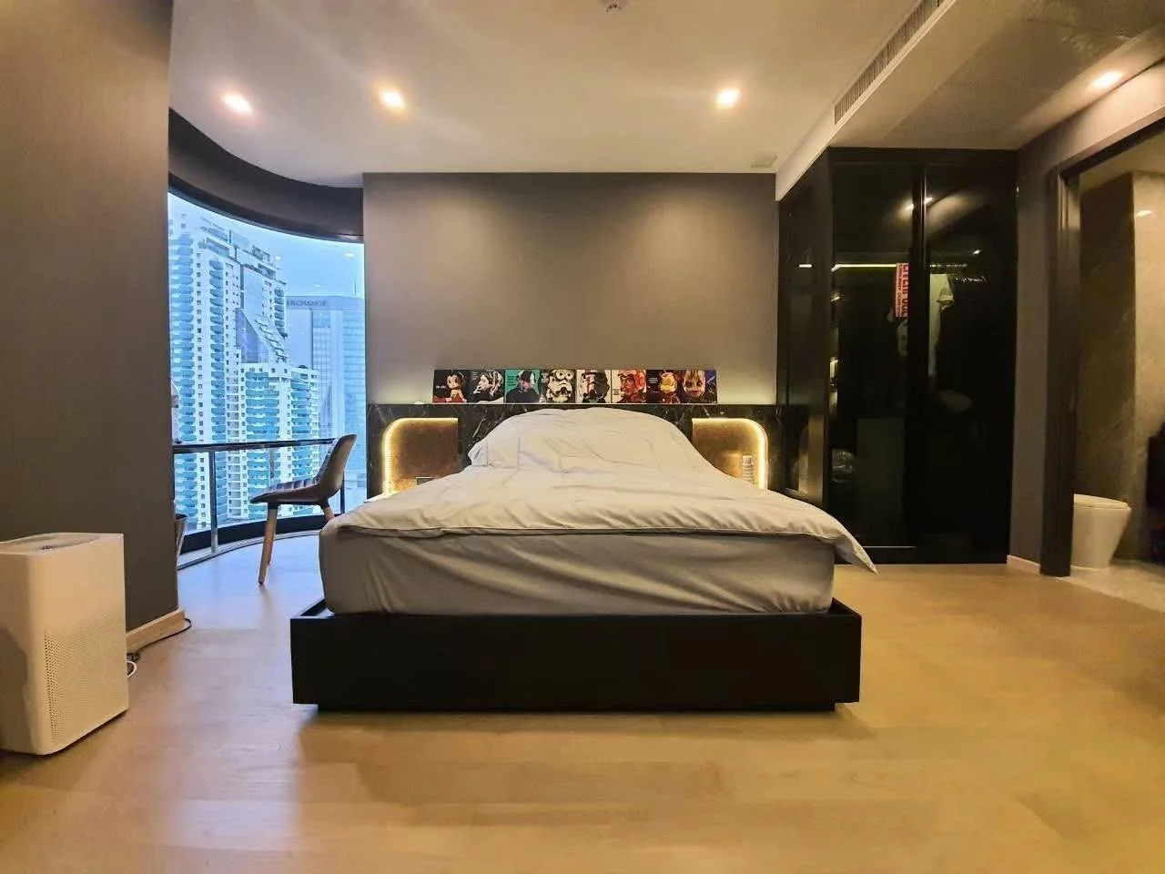 Studio condo in ASHTON Asoke
