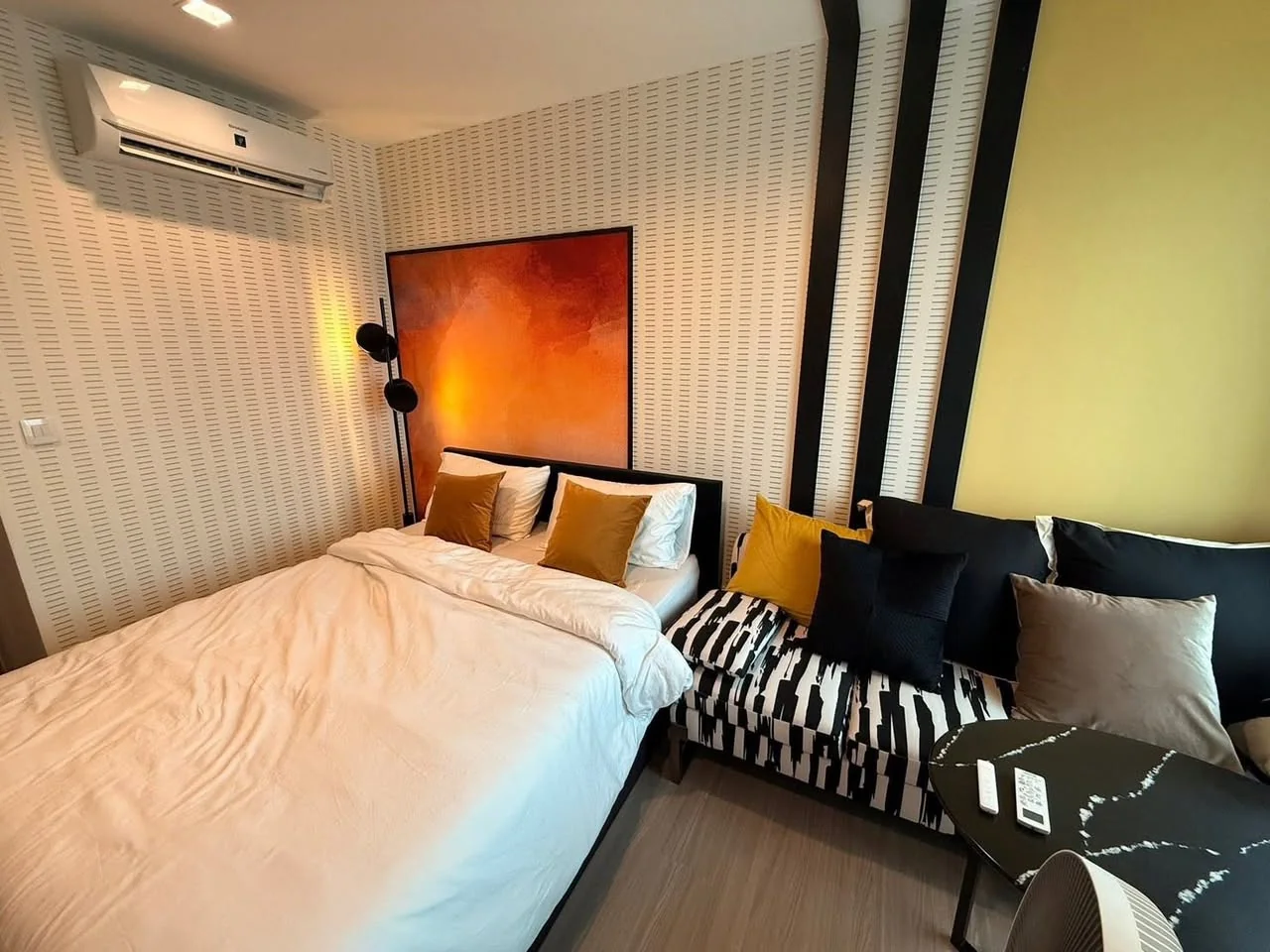 Studio condo in Life Sathorn Sierra