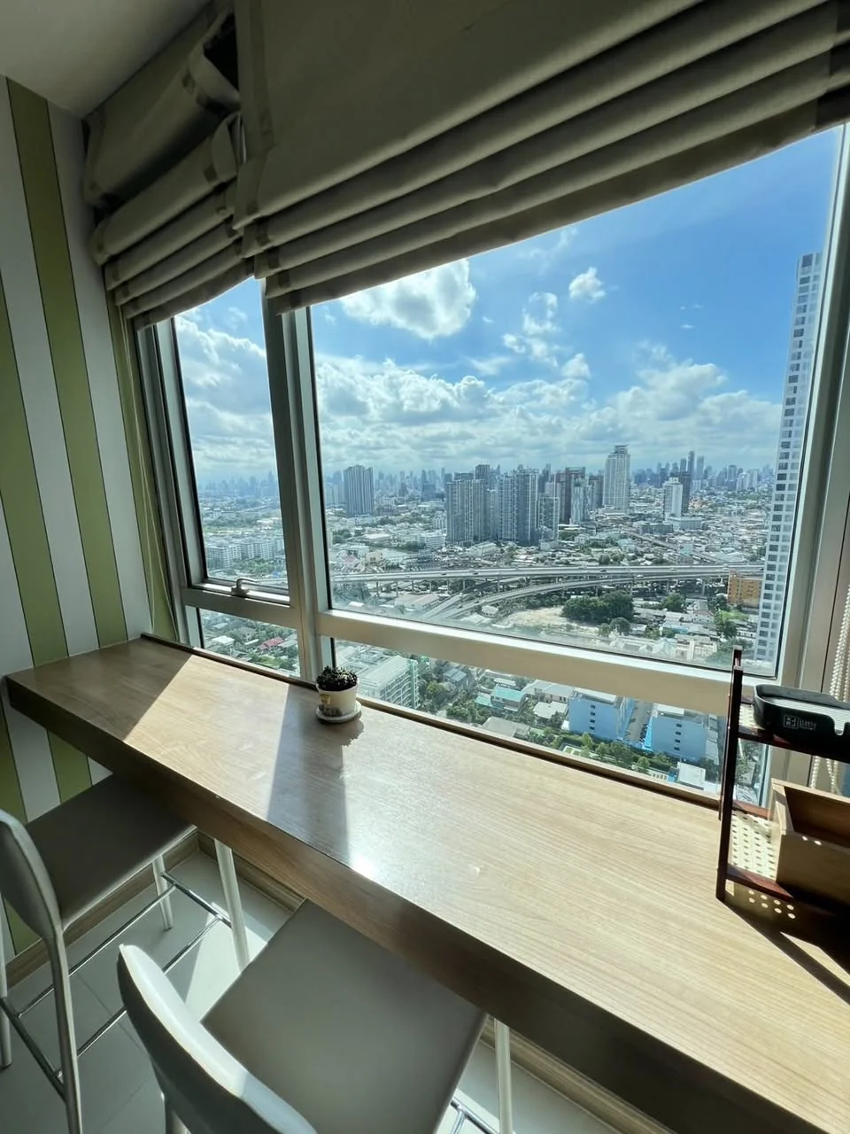 1 Bedroom condo in Rhythm Sukhumvit 50