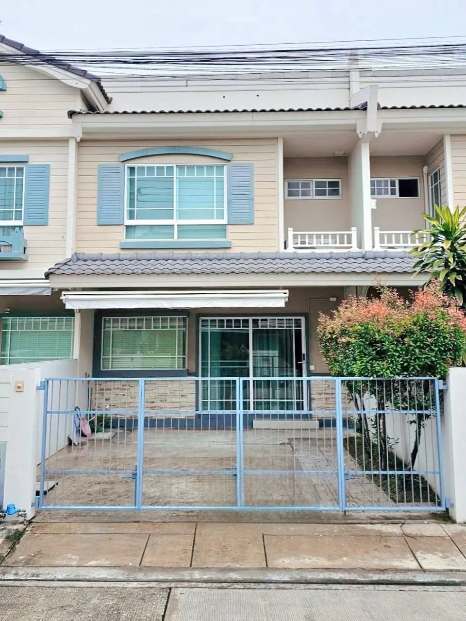 2 Bedroom condo in Indy Bangna Km.7 (2)