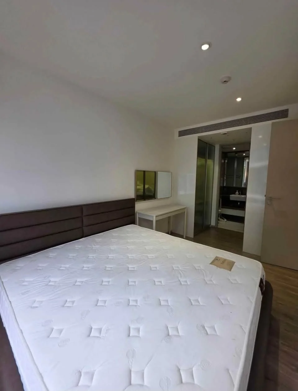 3 Bedroom condo in Fynn Asoke