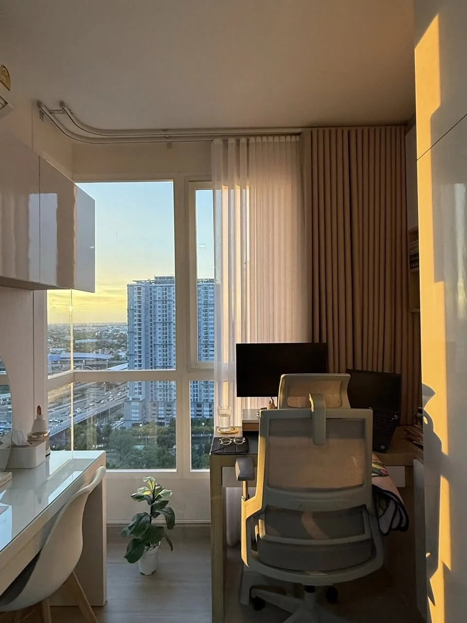 1 Bedroom condo in Supalai Loft Sathorn-Ratchaphruek