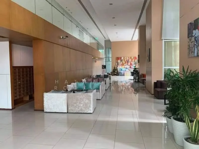 1 Bedroom condo in Villa Sathorn