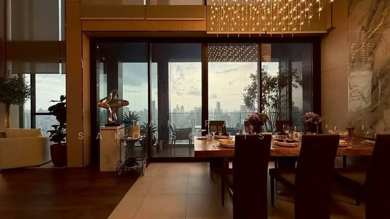 4 Bedroom condo in The Esse at Singha Complex