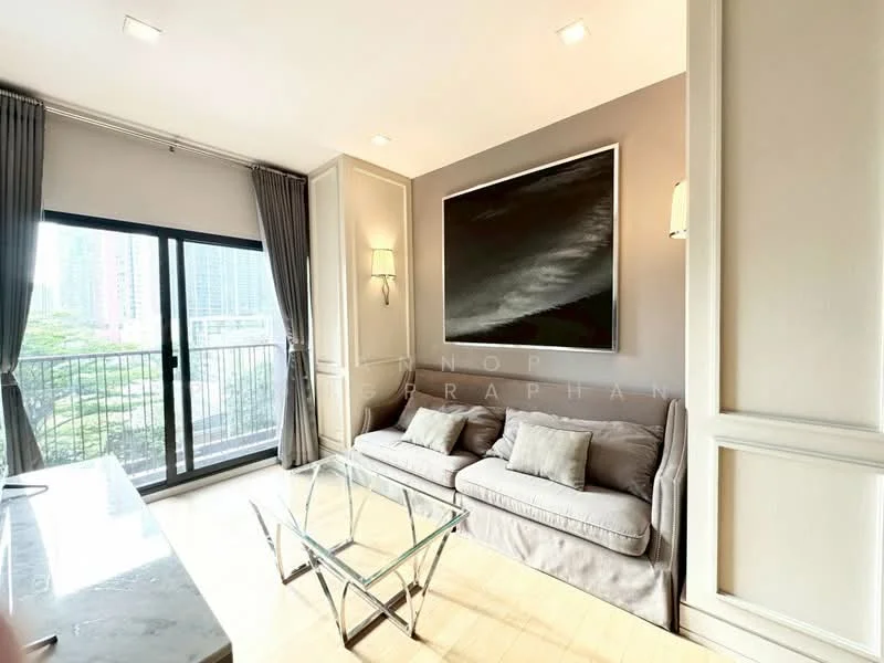 1 Bedroom condo in Noble Reveal