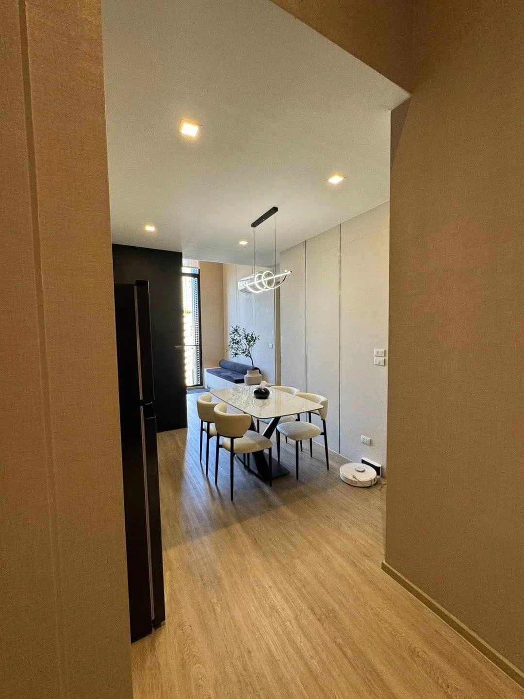 3 Bedroom condo in Noble State 39