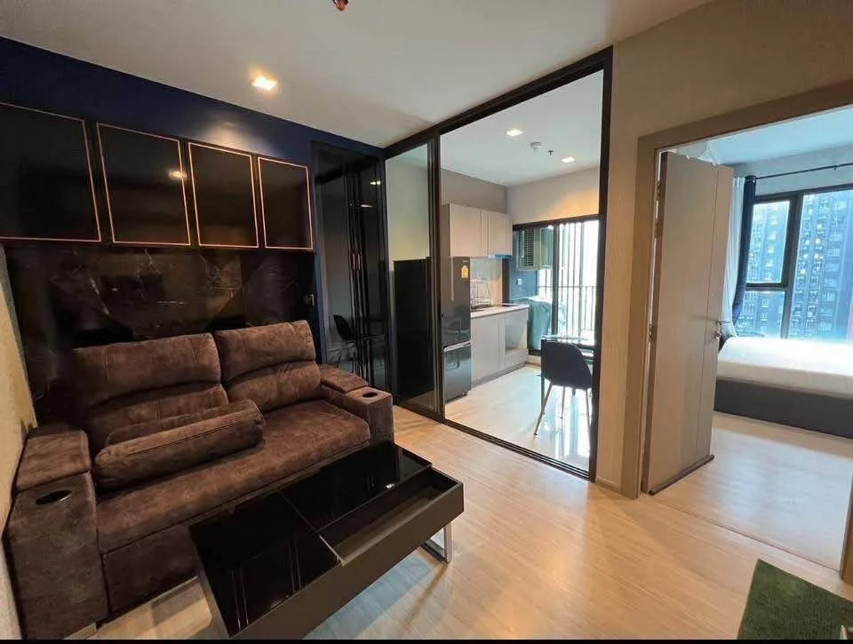 1 Bedroom condo in Life Asoke-Rama 9