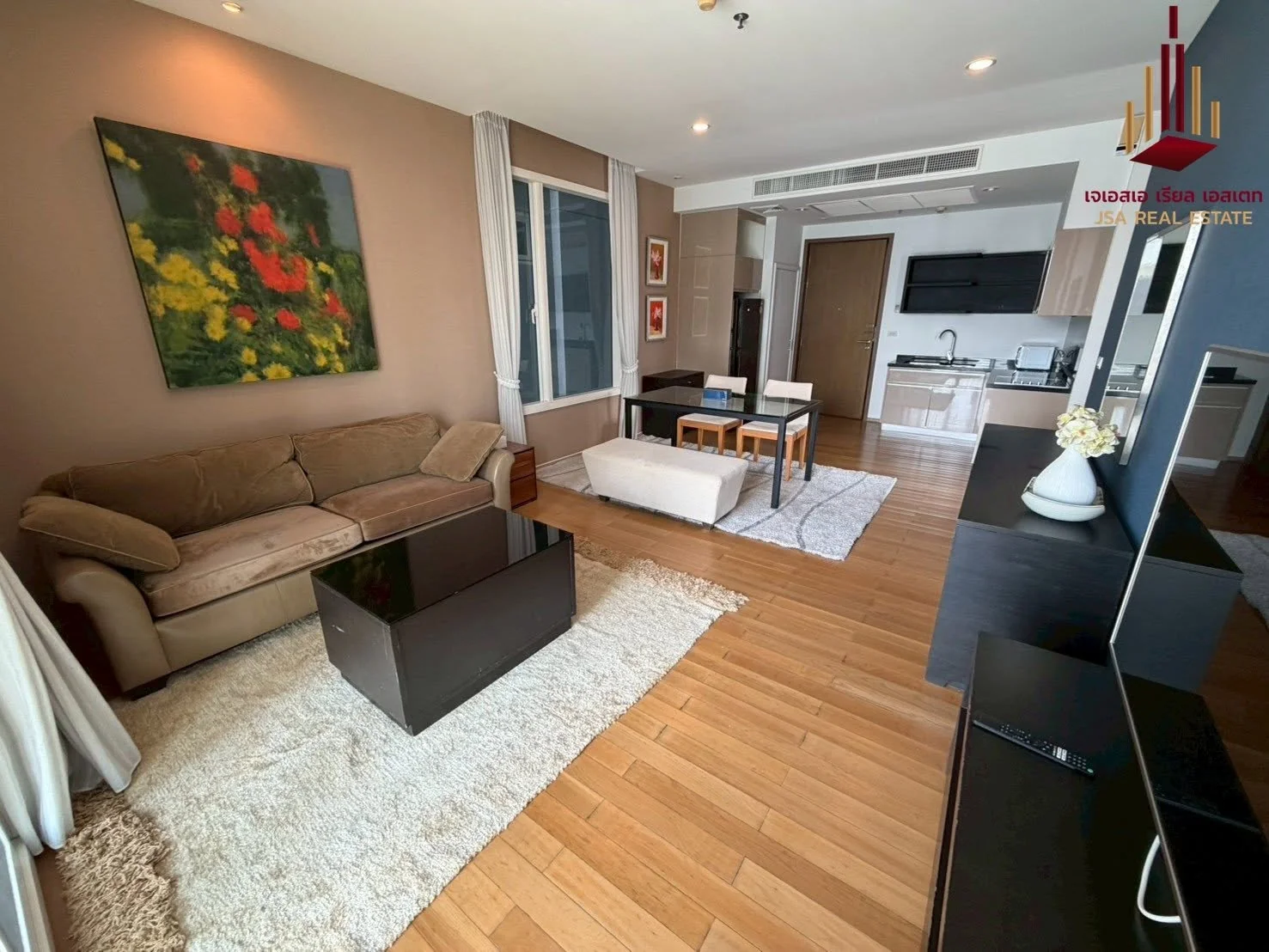 2 Bedroom condo in 39 by Sansiri