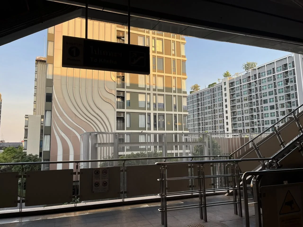 Studio condo in The Base Saphanmai