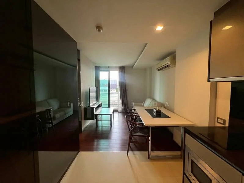 1 Bedroom condo in The Address Sukhumvit 61