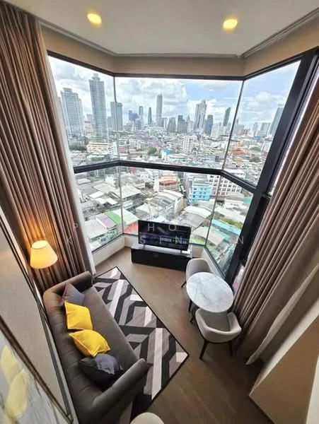 2 Bedroom condo in Park Origin Chula-Samyan