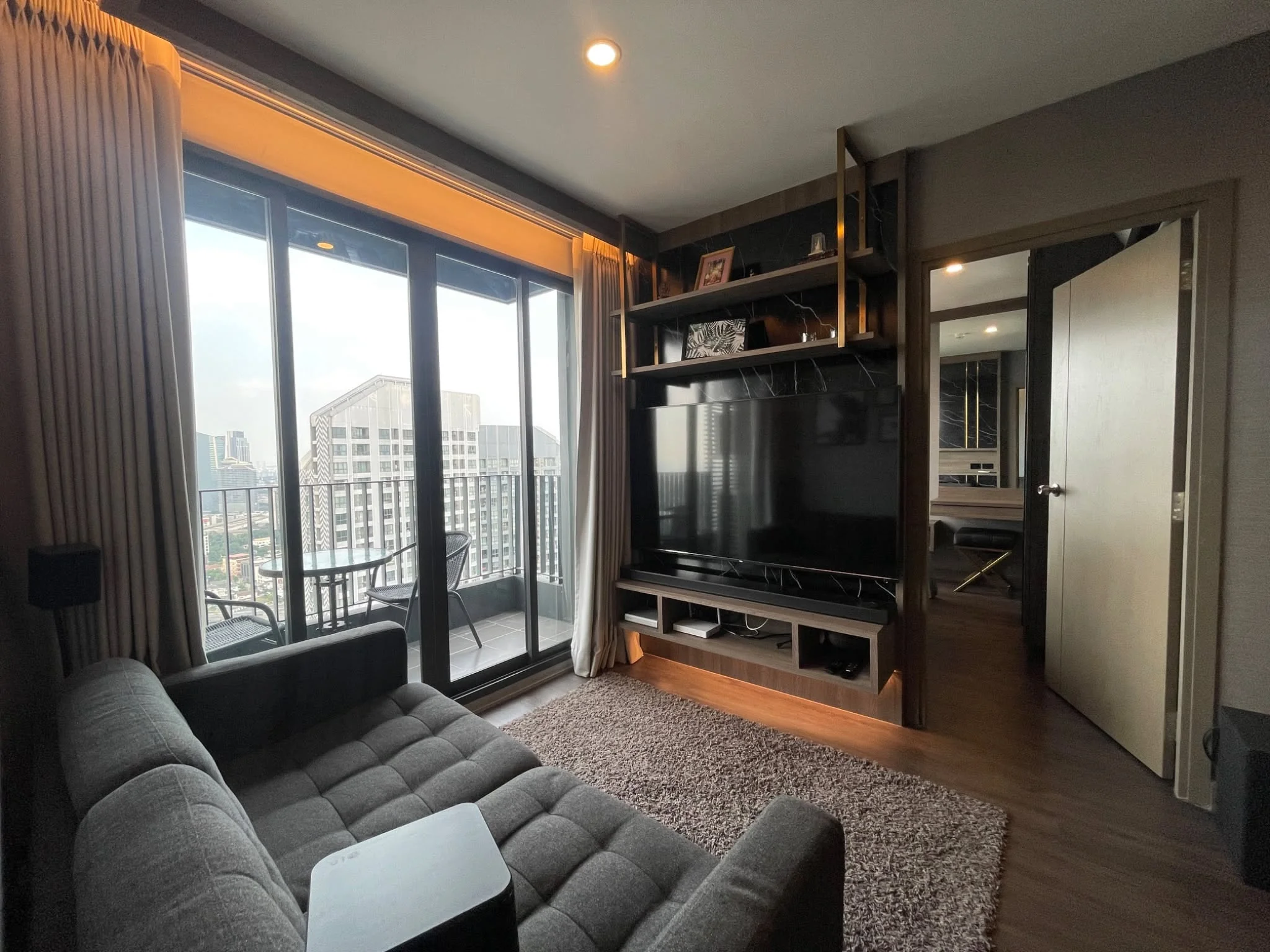 2 Bedroom condo in IDEO O2 Bangna