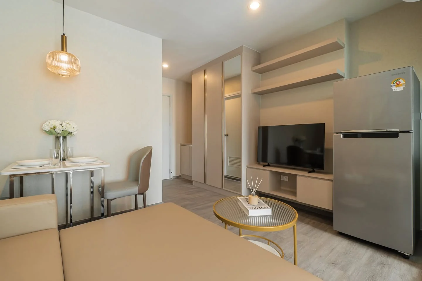 1 Bedroom condo in Regent Home Bangna