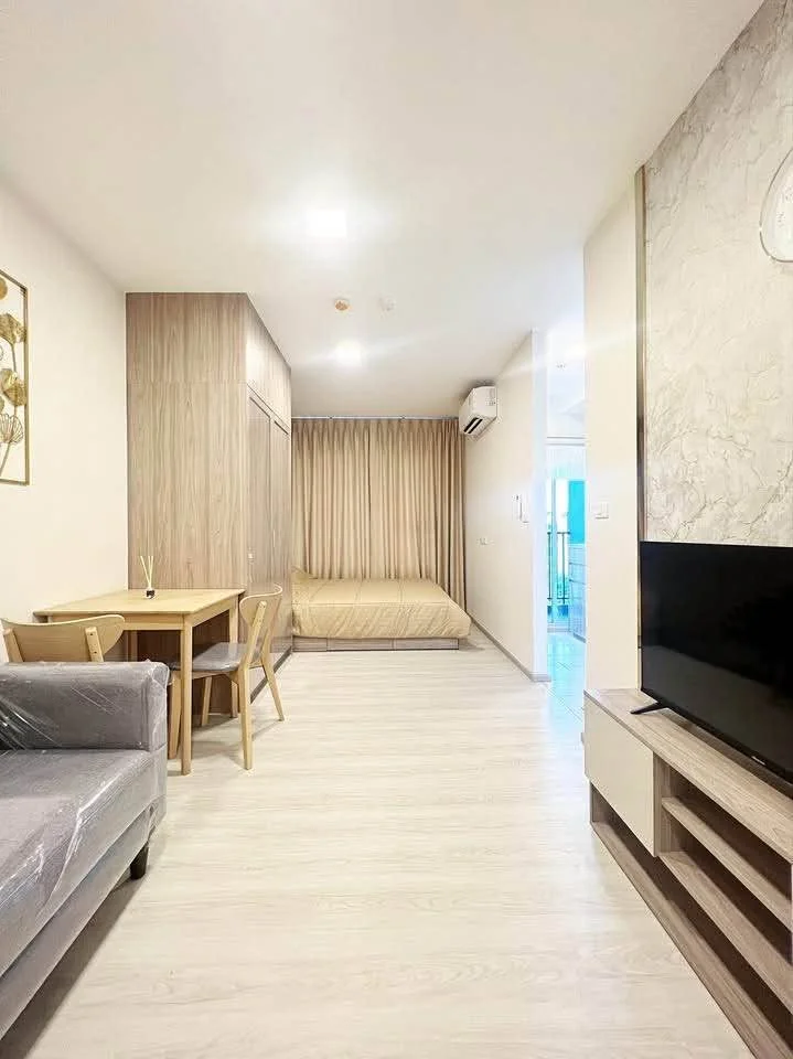 Studio condo in Plum Condo Sukhumvit 62