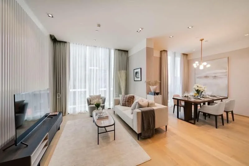 2 Bedroom condo in 28 Chidlom