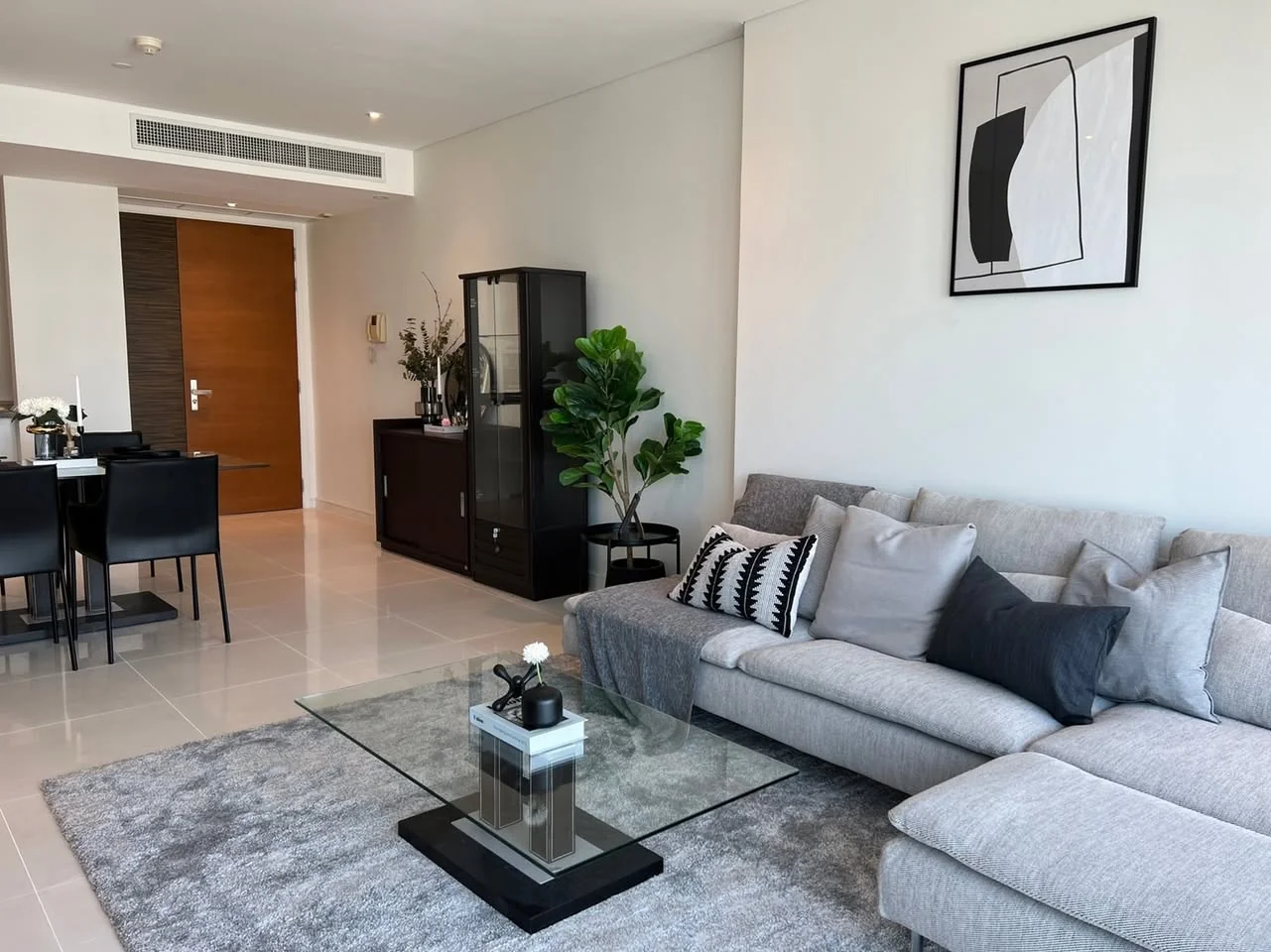 2 Bedroom condo in Fullerton Sukhumvit