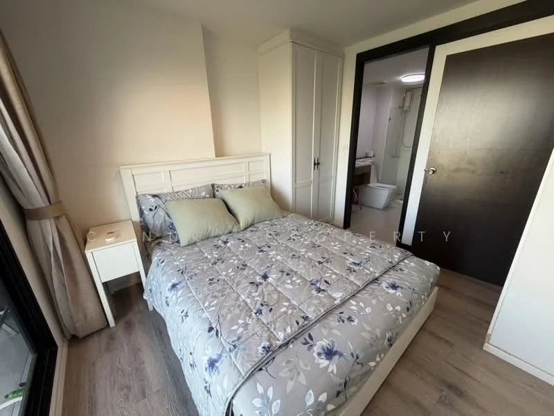 1 Bedroom condo in Knightsbridge Bearing