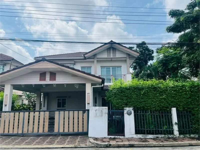 3 Bedroom condo in Saransiri Ratchaphruek-Chaengwattana
